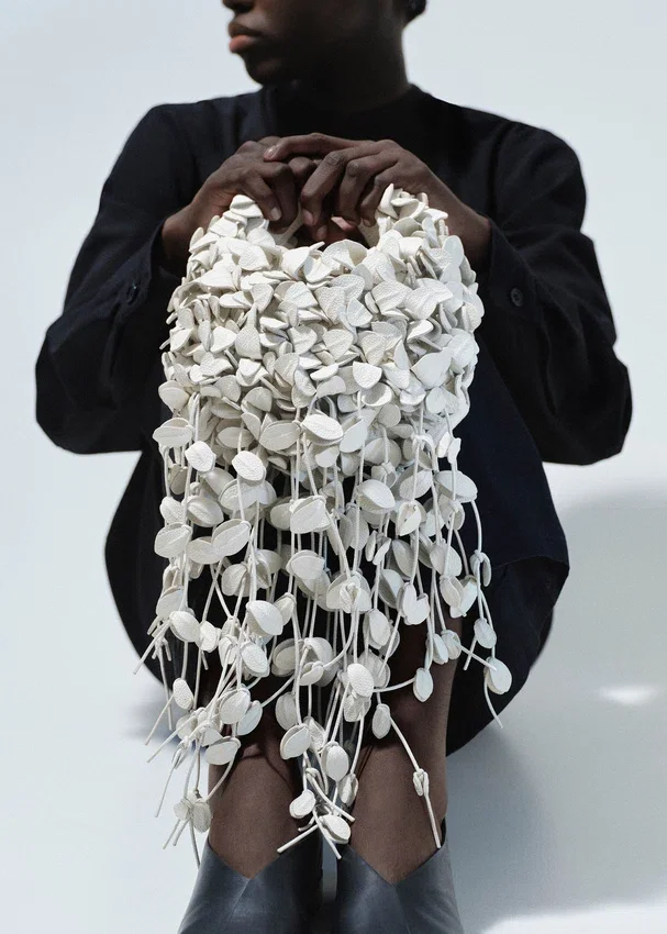 Béri Lif Edition Porcelain