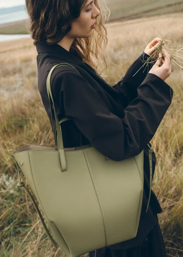 Cyme Tote Edition Textured Linden