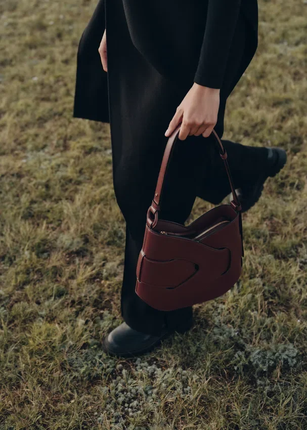 Nodde Hobo Edition Smooth Black Cherry