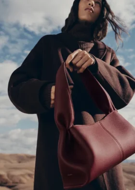 Numéro Neuf East West Edition Textured Black Cherry