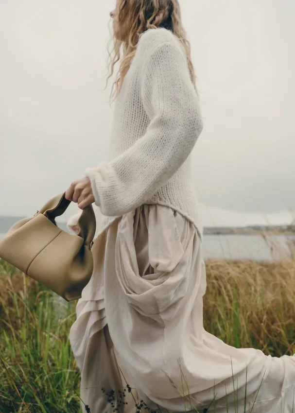 Numéro Neuf Mini Edition Textured Smoky Olive