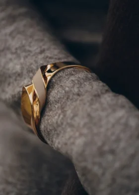 Éole Cuff Edition Taupe Leather